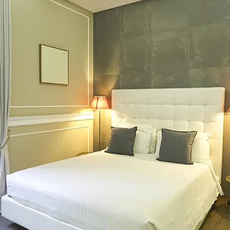 Corso Boutique Luxury Rooms-3