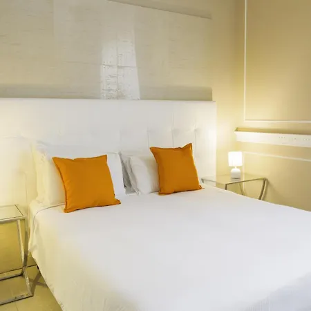 Corso Boutique Luxury Rooms-3